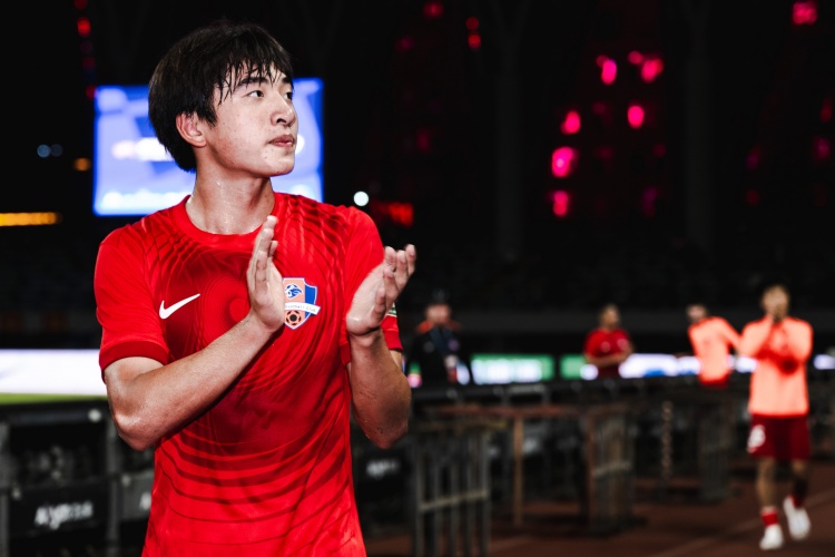 开云下载-北青：魏祥鑫暂别欧塞尔回国为梅州踢中甲，7月1日正式加盟欧塞尔